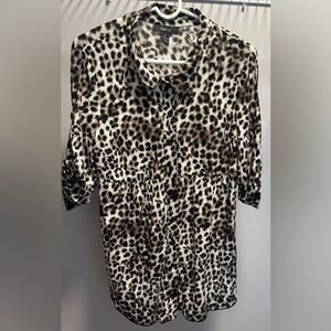 STYLE & CO. size MEDIUM Button Up Tunic Top Brown animal print.